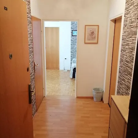 Ostanak kod kuće Arena Stozice