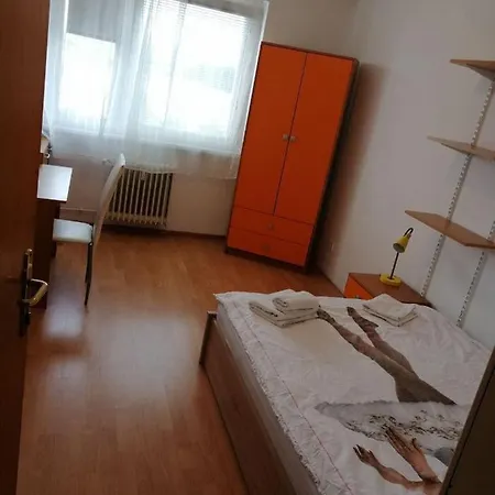 民宿 Arena Stozice 卢布尔雅那